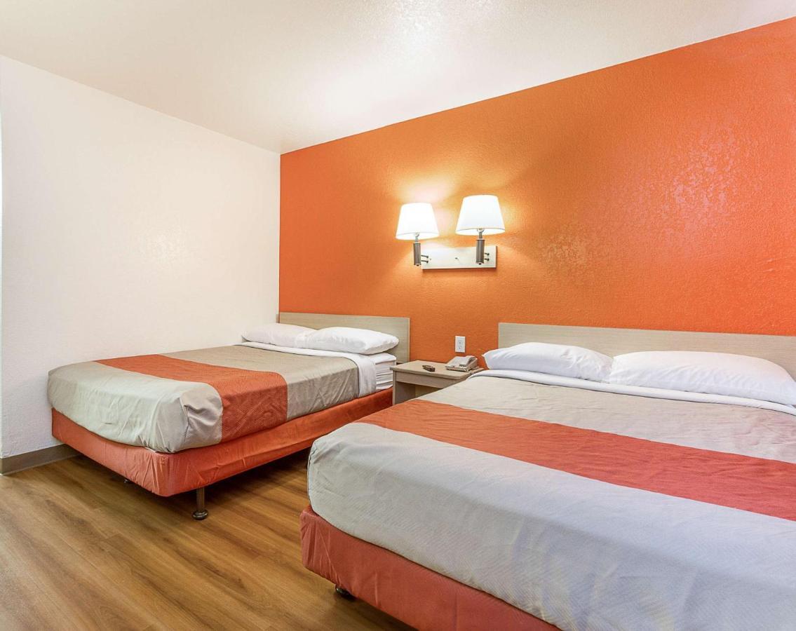 Motel 6-Phoenix, Az - North Bell Road Екстер'єр фото