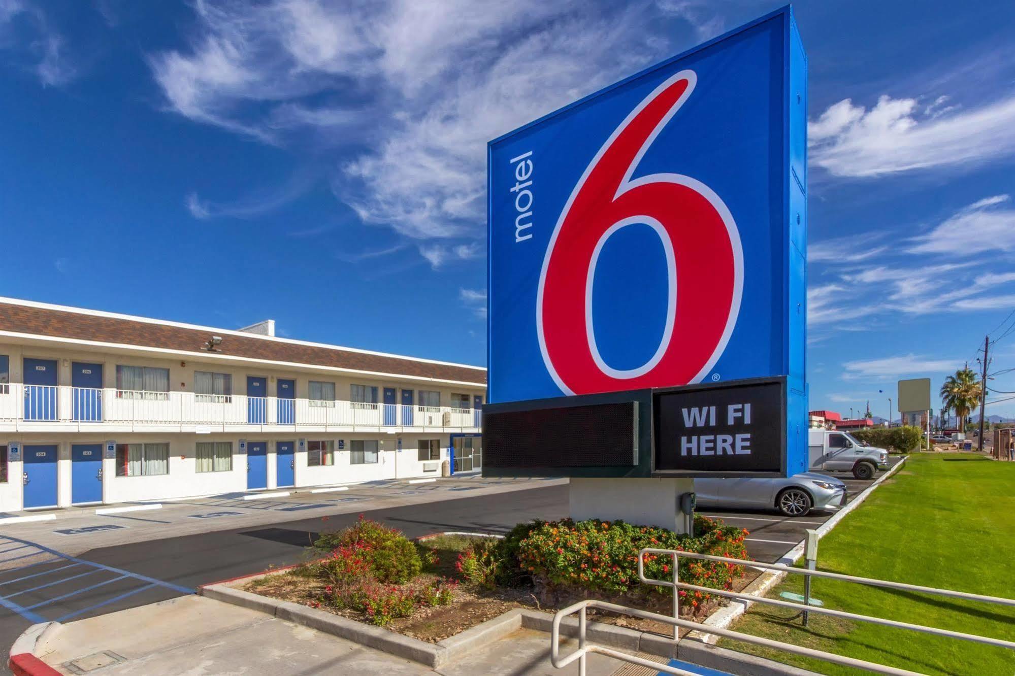Motel 6-Phoenix, Az - North Bell Road Екстер'єр фото