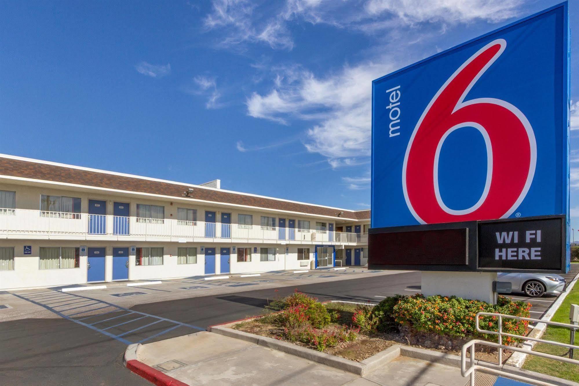 Motel 6-Phoenix, Az - North Bell Road Екстер'єр фото